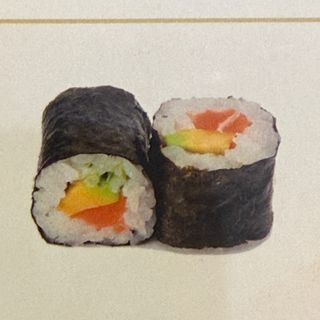 77. Sake-Aguacate Maki