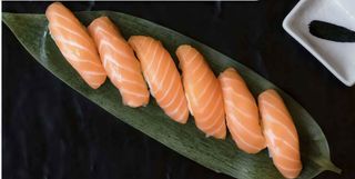 S32 Nigiri solo salmone - 6 pezzi