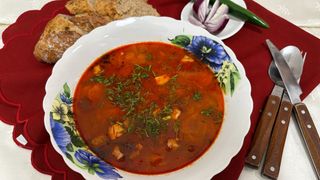 CIORBA DE FASOLE CU CIOLAN