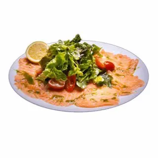 149. Carpaccio salmon con salsa malacuya