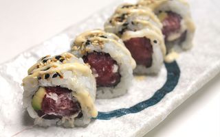 164. Uramaki Spicy Tuna