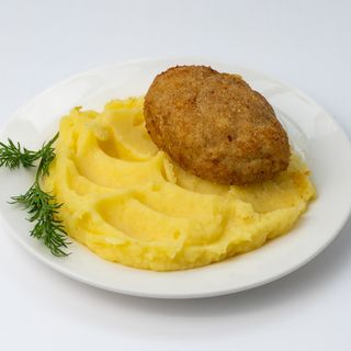 Картопляне пюре та рибна котлета  (250г)