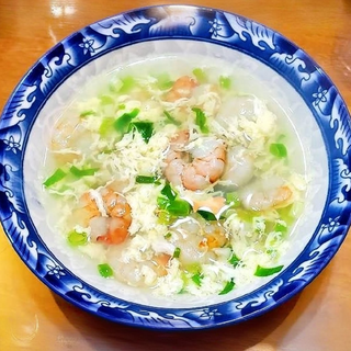 A9. Supă de creveți 虾仁汤