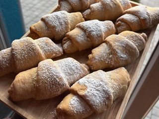 Рогалики з вишнею (100g)