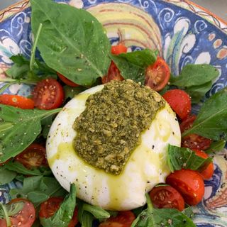 Burrata Caprese 