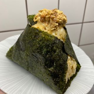 Onigiri Katsuobushi - Atún-
