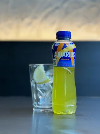 Aquarius naranja