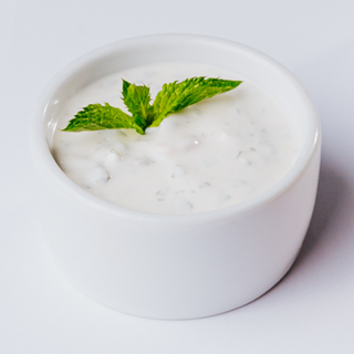 Sos jogurtowo-miętowy