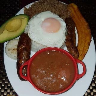 Bandeja Paisa