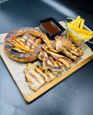 Хайдушка софра на дъска (1000г)