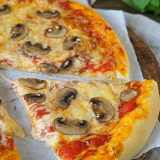 Pizza Funghi