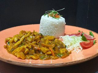Yellow curry piletina