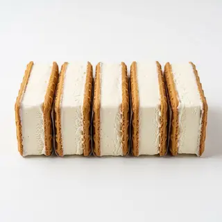 Biscottino semifreddo bianco
