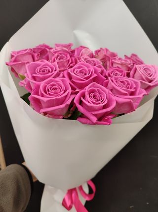 21 рожева троянда