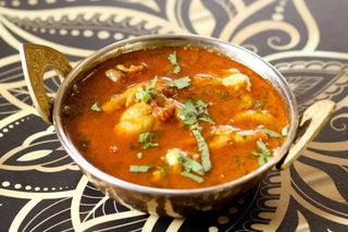 PRAWNS CURRY
