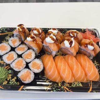 Menù Sushi Tokyo+ bibita a scelta