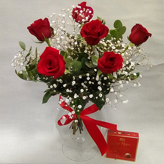 6 Rosas rojas con bombones