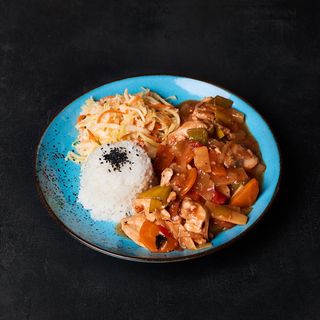 Kurczak w sosie słodko-kwaśnym 650g