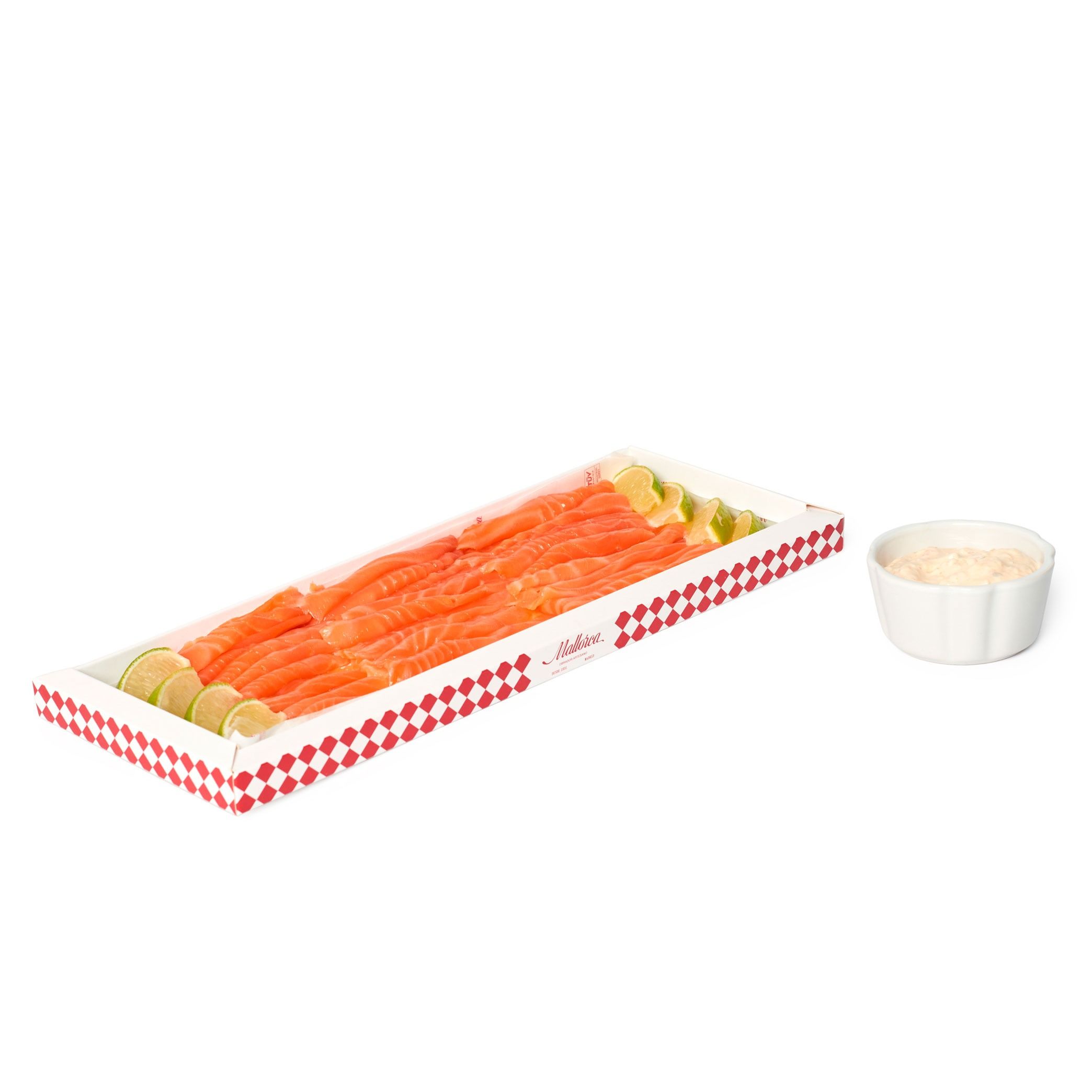 Caja Salmón ahumado con lima y salsa tártara. Acompañado de láminas de pan