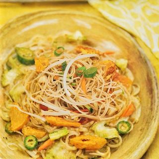 175. Gnocchi di riso con gamberi e verdure