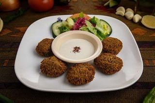 Platos Falafel