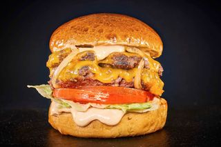 Двоен SMASHED Чийзбургер (330г)