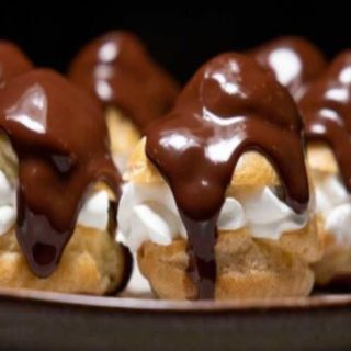 Profiteroles 