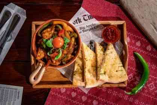 Padella con pollo picante-tigaie picanta