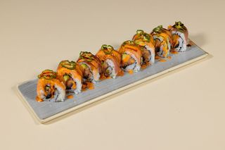 Spicy tuna salmon roll