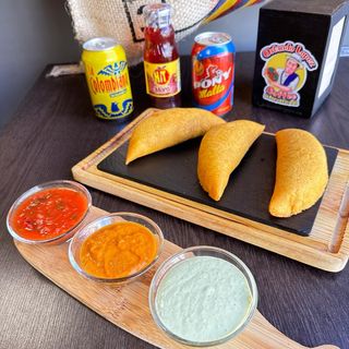 Empanadas Colombianas de Pollo