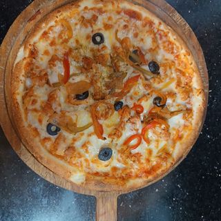 Pizza Viande Hachée + Pizza Poulet + 2 Coca