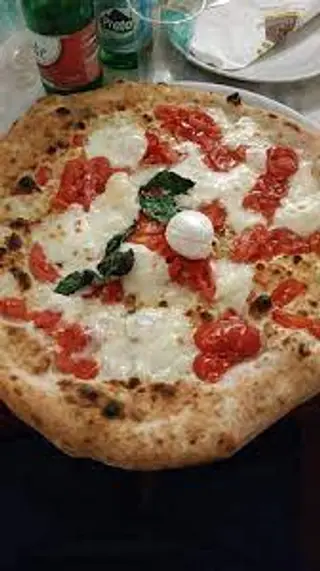 Pizza bufalina