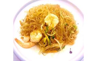 Spaghetti di soia con gamberi* e verdure