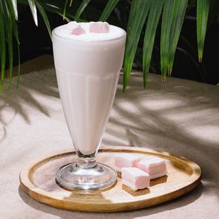 Молочный коктейль Бабл гам/ Milkshake Bubble gum