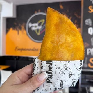 Empanada Premium Cochina