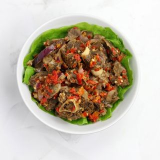Mopeppered beef