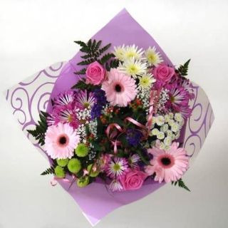 Bouquet misto fiori di stagione medium