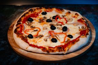 Pizza cu sunca de pui Ø 22cm