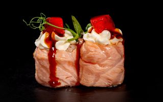 065 Gunkan fuoco sake - 3 pezzi