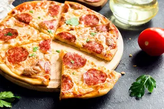 Pizza Salame