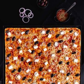 Pizza Grecească Gigant 45/45 cm