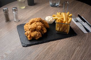 Meniu 8 aripioare de pui - D