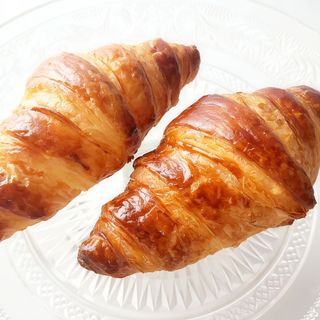 2 petit Croissans mantequilla