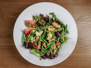 Теплий салат з морепродуктами (320g)