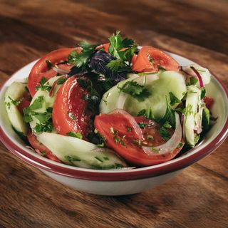 კიტრი პომიდვრის სალათა 