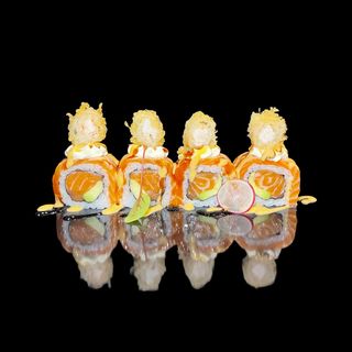 M182 Uramaki golden roll