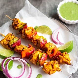 Chicken tikka kebab plate
