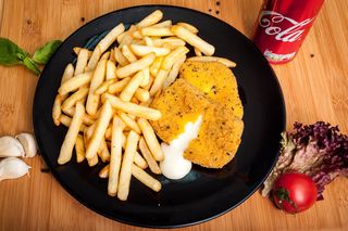 Meniu mozzarella pane cu sos și suc