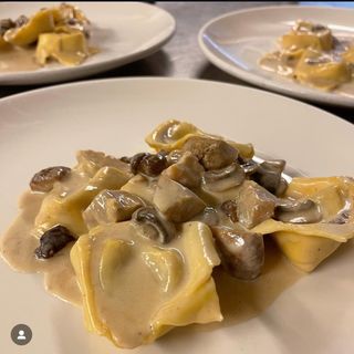 Tortelloni ai funghi porcini