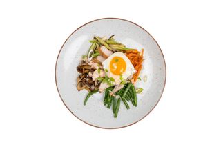 Оризова Купа Бибимбап с Пилешко (380 г)